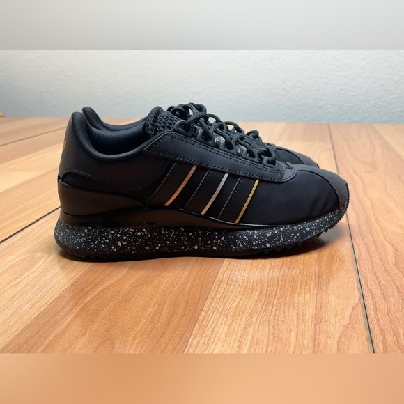 Adidas FY1143 SL Andridge black/gold shoes new size 6 Women’s NWOT - Picture 9 of 10